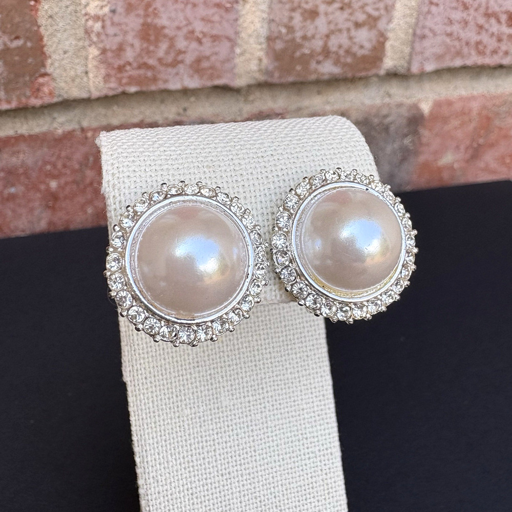 Vintage Vendome Faux Pearl & Crystal Round Clip On Earrings‎ Silver Tone MCM